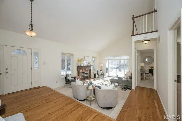 $515,000 | 14924 Manor Lake Drive, Chesterfield, MO 63017