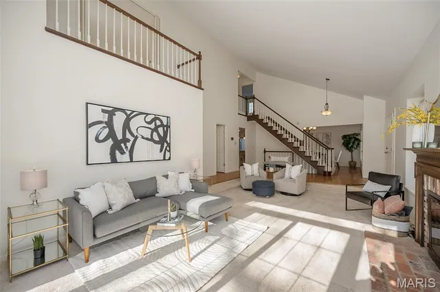 $515,000 | 14924 Manor Lake Drive, Chesterfield, MO 63017