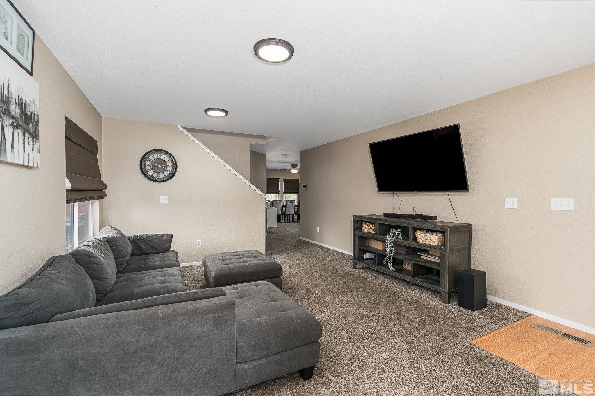 7655 Appenzell Street Reno, NV 89506 - Photo 5 of 28 Photo 5