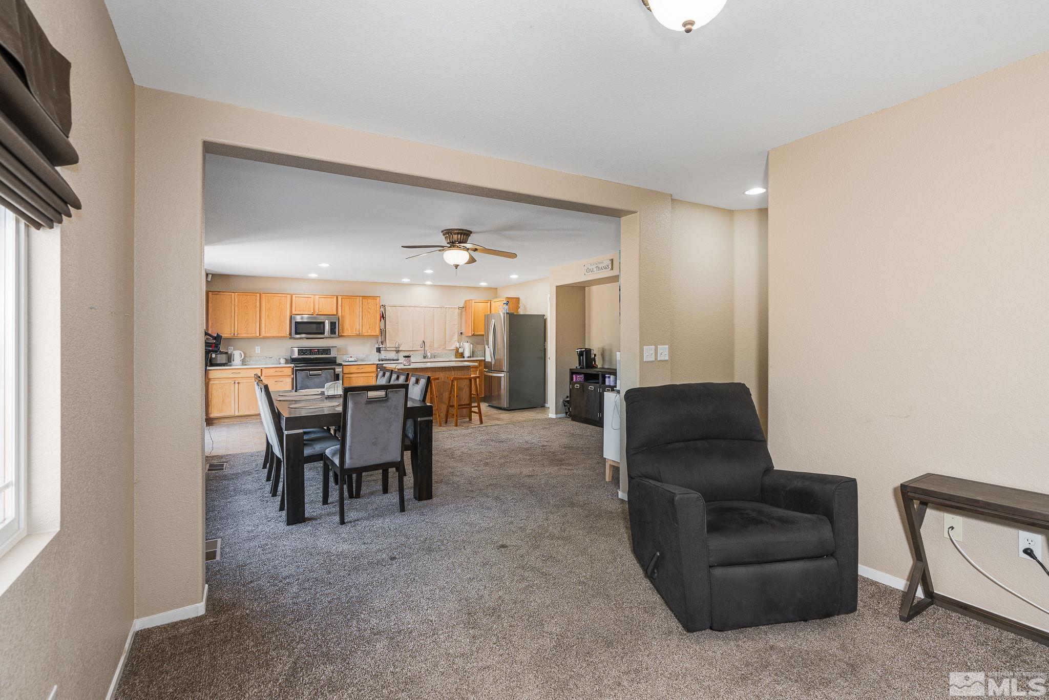 7655 Appenzell Street Reno, NV 89506 - Photo 6 of 28 Photo 6