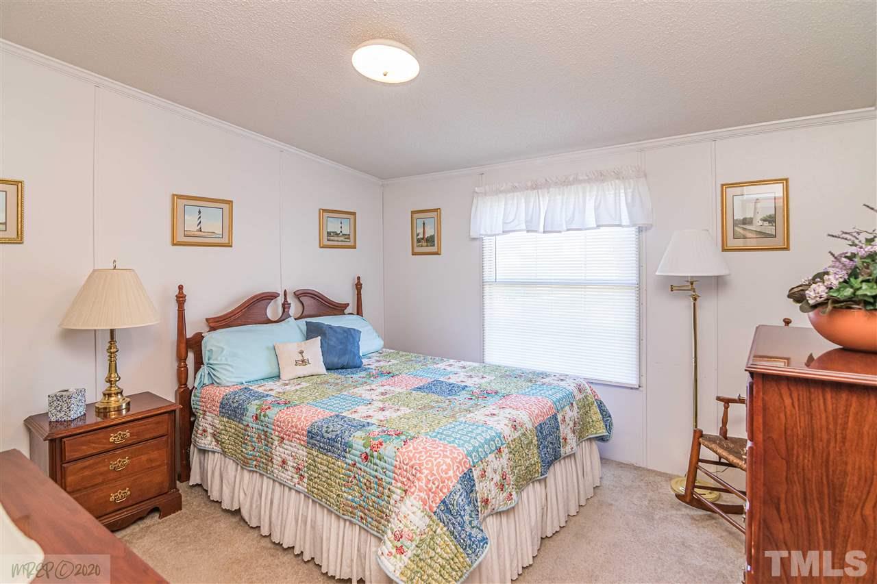 952 Woodruff Road Selma, NC 27576 - Photo 17 of 30 Gallery Image 17