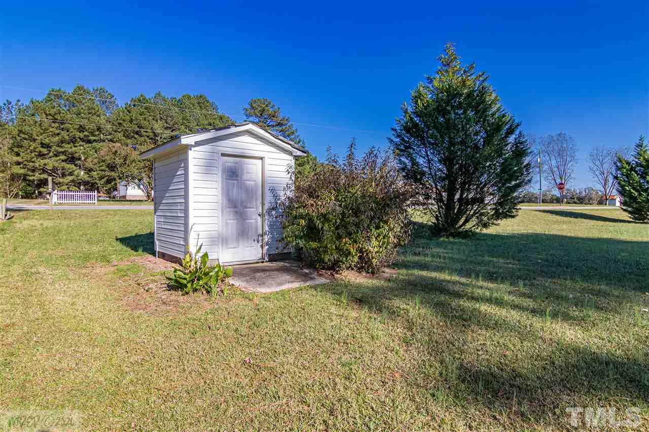 952 Woodruff Road Selma, NC 27576 - Photo 28 of 30 Gallery Image 28