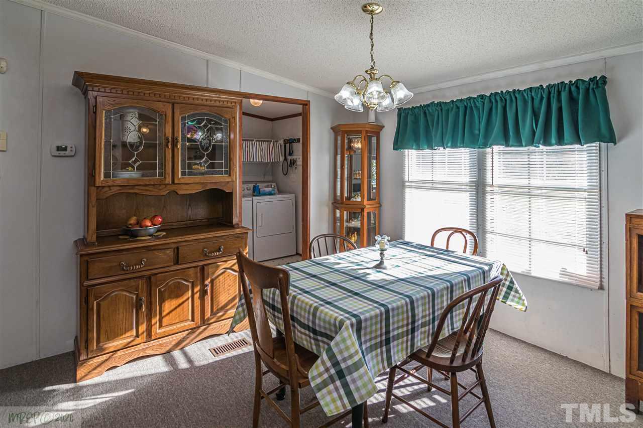 952 Woodruff Road Selma, NC 27576 - Photo 8 of 30 Gallery Image 8