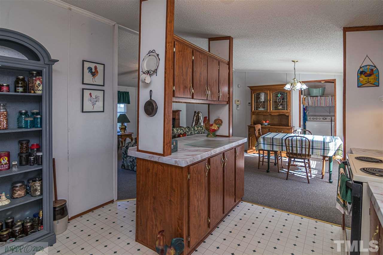 952 Woodruff Road Selma, NC 27576 - Photo 10 of 30 Gallery Image 10