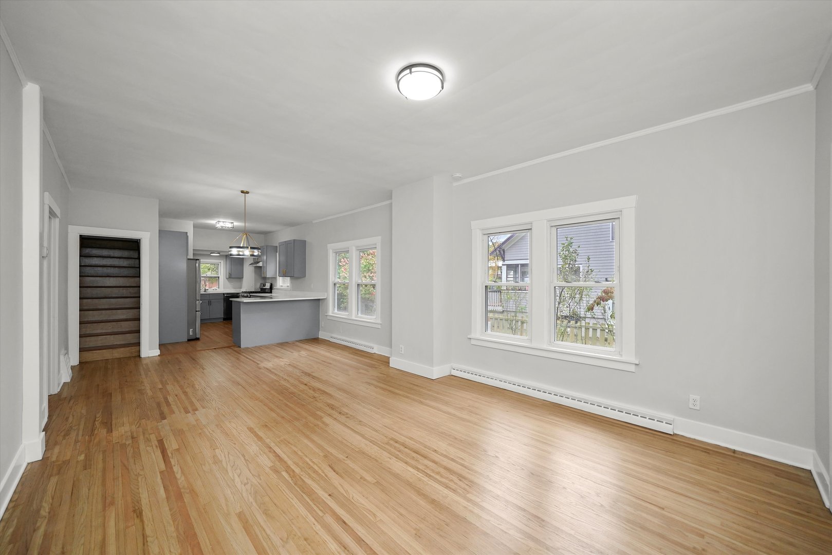 1009 Augusta Avenue Elgin, IL 60120 - Photo 11 of 33