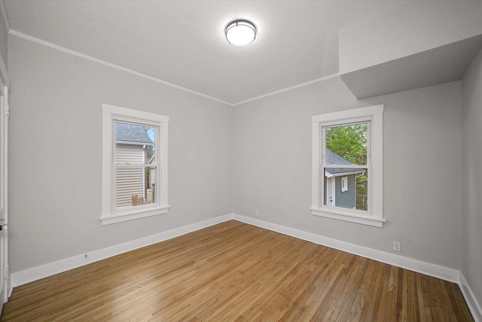 1009 Augusta Avenue Elgin, IL 60120 - Photo 13 of 33