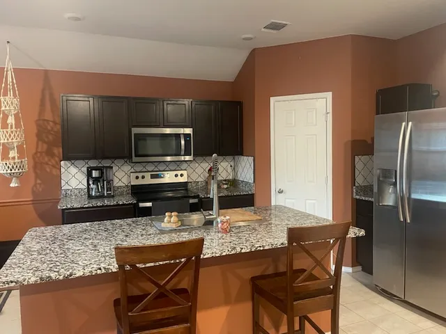 $1,600 | 136 Ragnar Drive, Jarrell, TX 76537