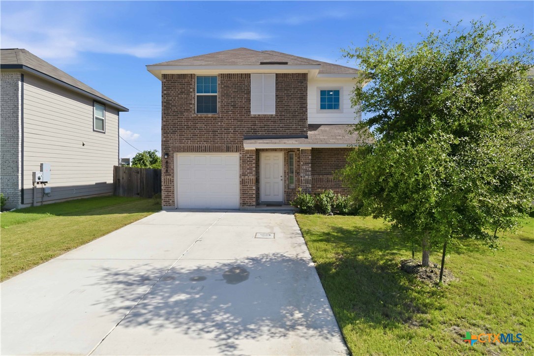 604 Saxon Street Seguin, TX 78155 - Photo 2 of 25