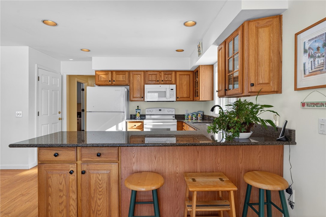 19 Wicklow Road Westerly, RI 02891 - Photo 16 of 50