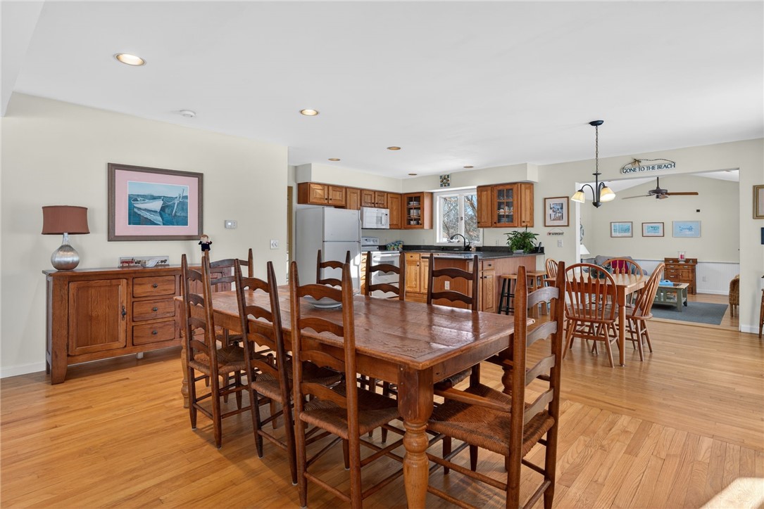 19 Wicklow Road Westerly, RI 02891 - Photo 19 of 50