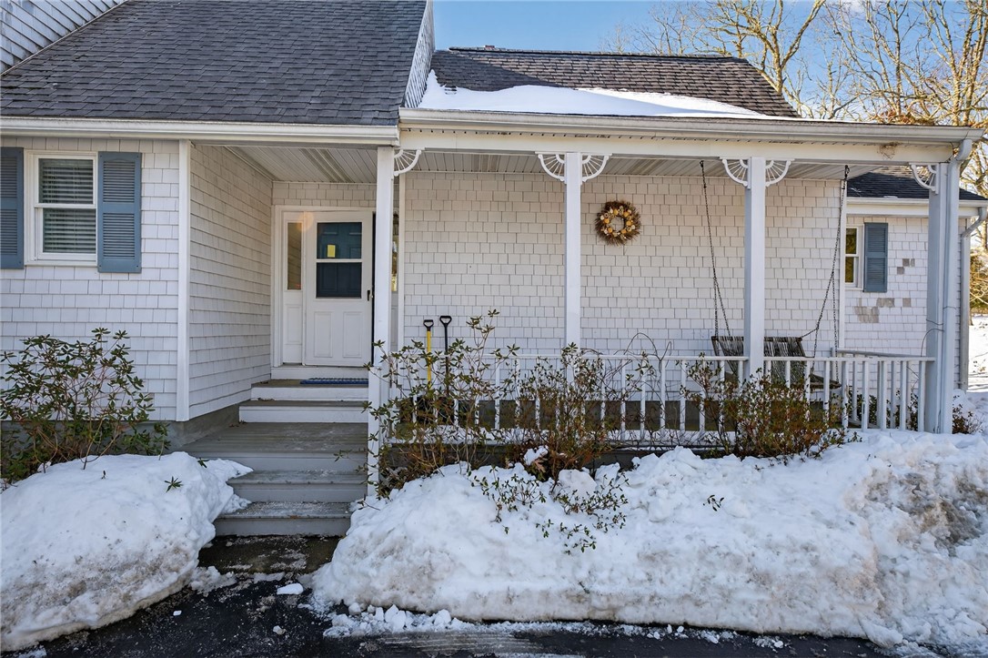 19 Wicklow Road Westerly, RI 02891 - Photo 3 of 50