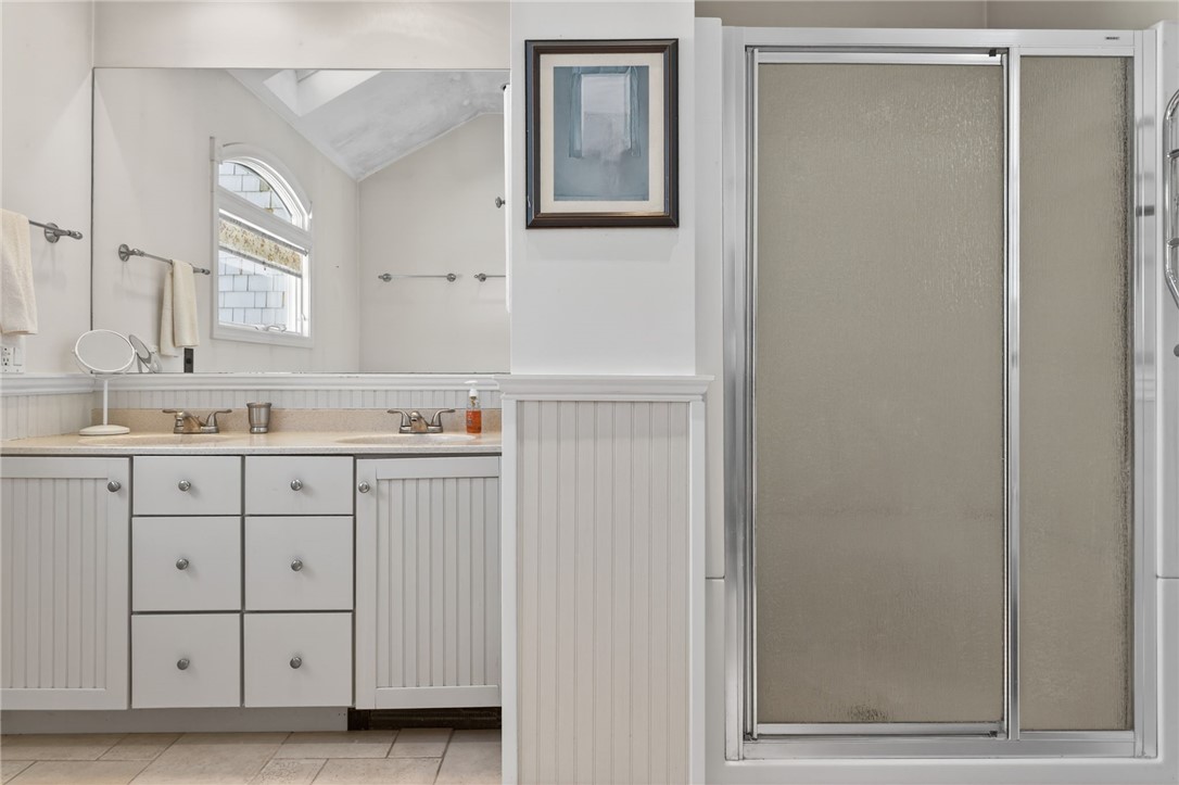 19 Wicklow Road Westerly, RI 02891 - Photo 38 of 50