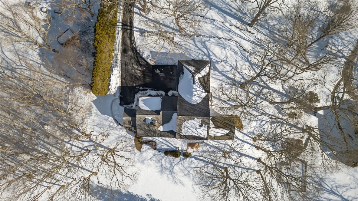 19 Wicklow Road Westerly, RI 02891 - Photo 5 of 50