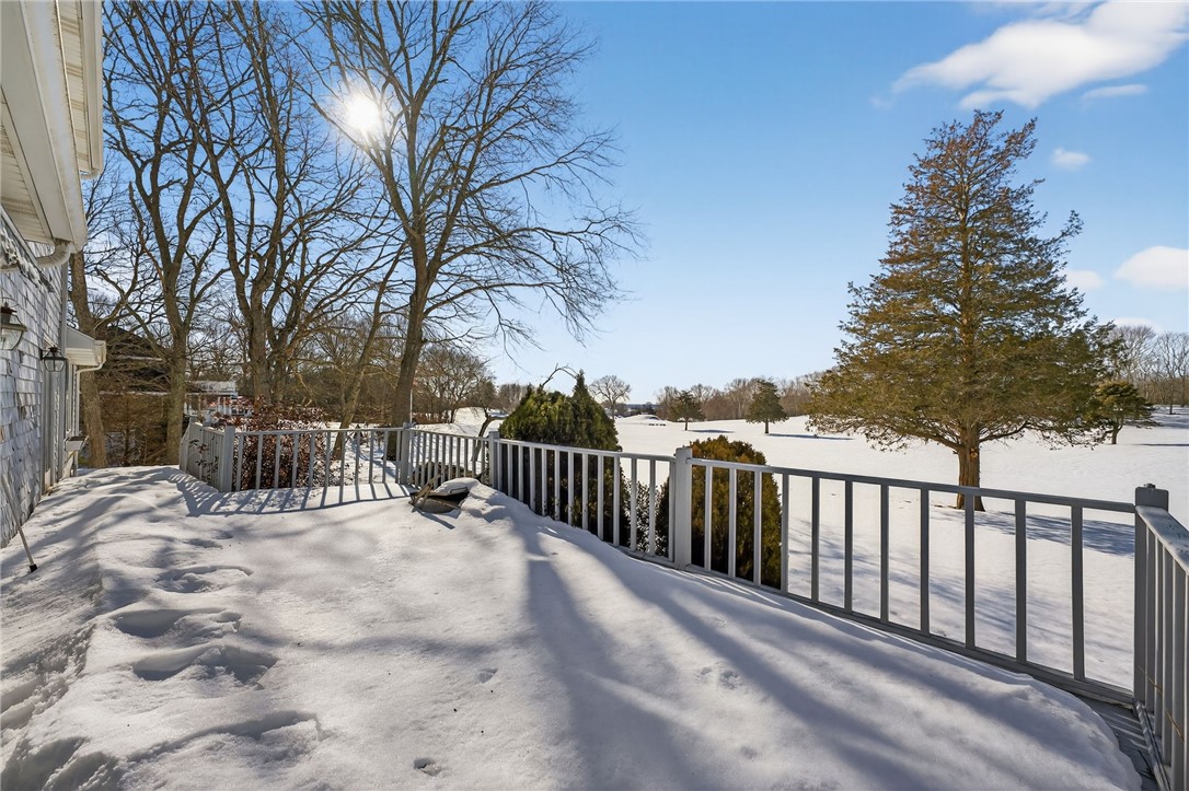 19 Wicklow Road Westerly, RI 02891 - Photo 6 of 50