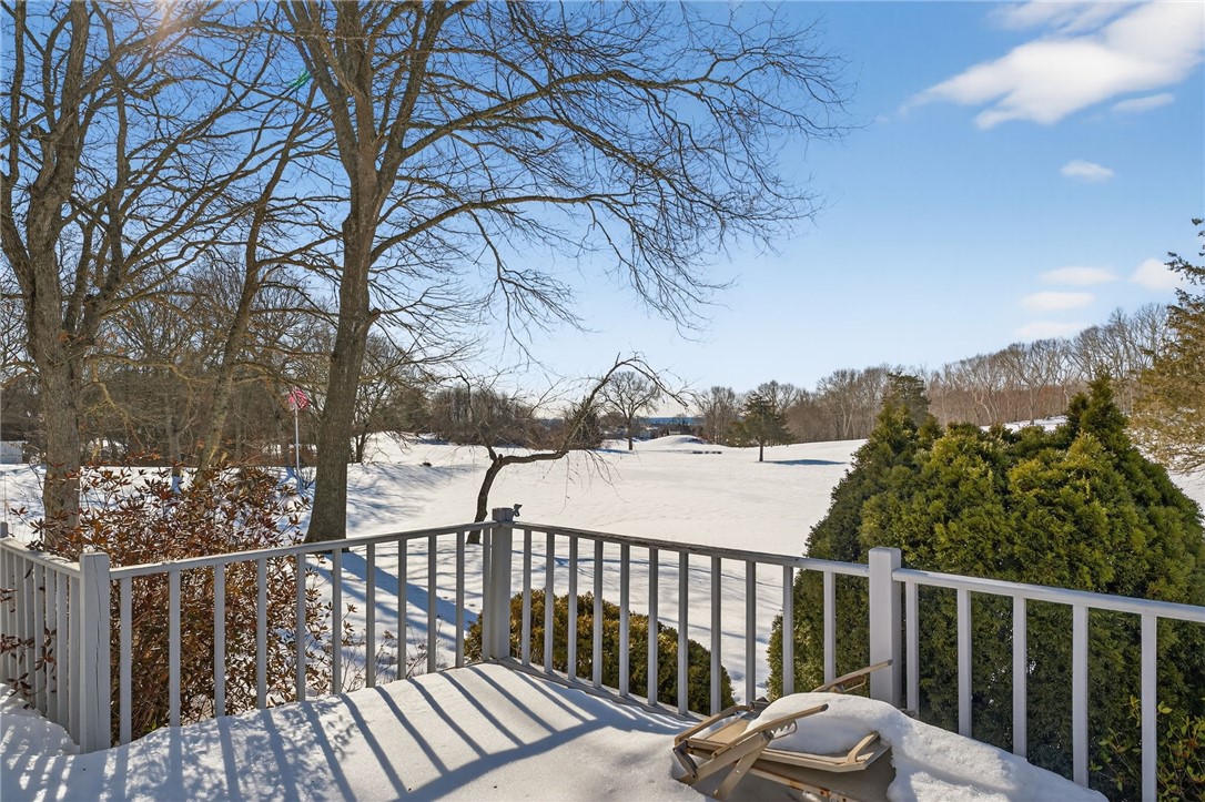 19 Wicklow Road Westerly, RI 02891 - Photo 7 of 50