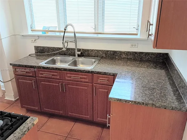 $3,800 | 2346 Southwest 20th Street, Miami, FL 33145