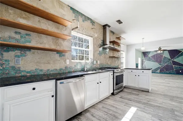 $2,599 | 1582 Ewing Farm Drive, Loganville, GA 30052