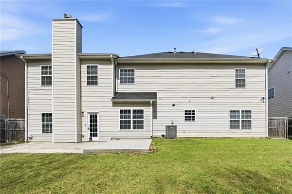 $2,450 | 1582 Ewing Farm Drive, Loganville, GA 30052