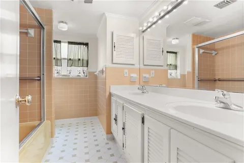 $444,500 | 3952 Augusta Street, Metairie, LA 70001