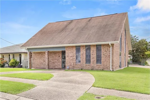 $444,500 | 3952 Augusta Street, Metairie, LA 70001