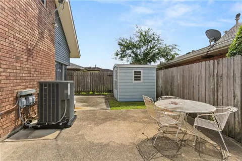 $444,500 | 3952 Augusta Street, Metairie, LA 70001