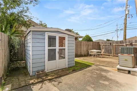 $444,500 | 3952 Augusta Street, Metairie, LA 70001