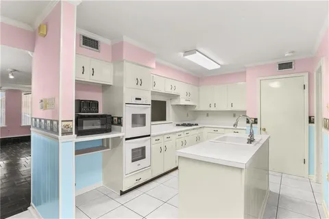 $444,500 | 3952 Augusta Street, Metairie, LA 70001