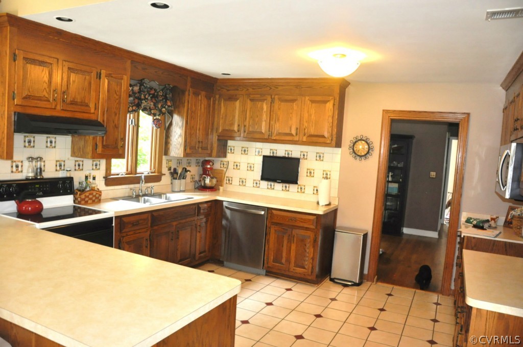 13142 Winston Road Ashland, VA 23005 - Photo 7 of 24 Gallery Image 7