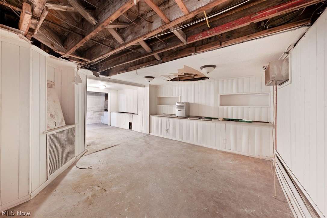 3200 Oak Road Cleveland, OH 44118 - Photo 14 of 15