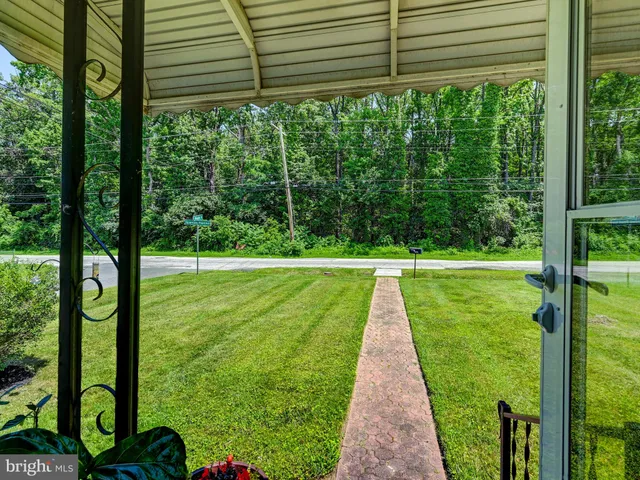 $1,850 | 7611 Sparrows Point Boulevard, Sparrows Point, MD 21219