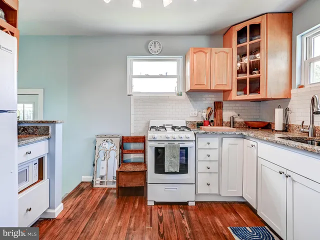 $1,850 | 7611 Sparrows Point Boulevard, Sparrows Point, MD 21219