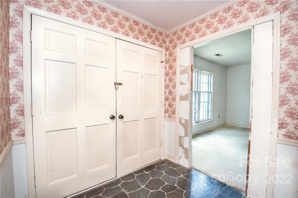 11808 Painted Tree Road, Unit 41 Charlotte, NC 28226 - Photo 5 of 31 Gallery Image 5