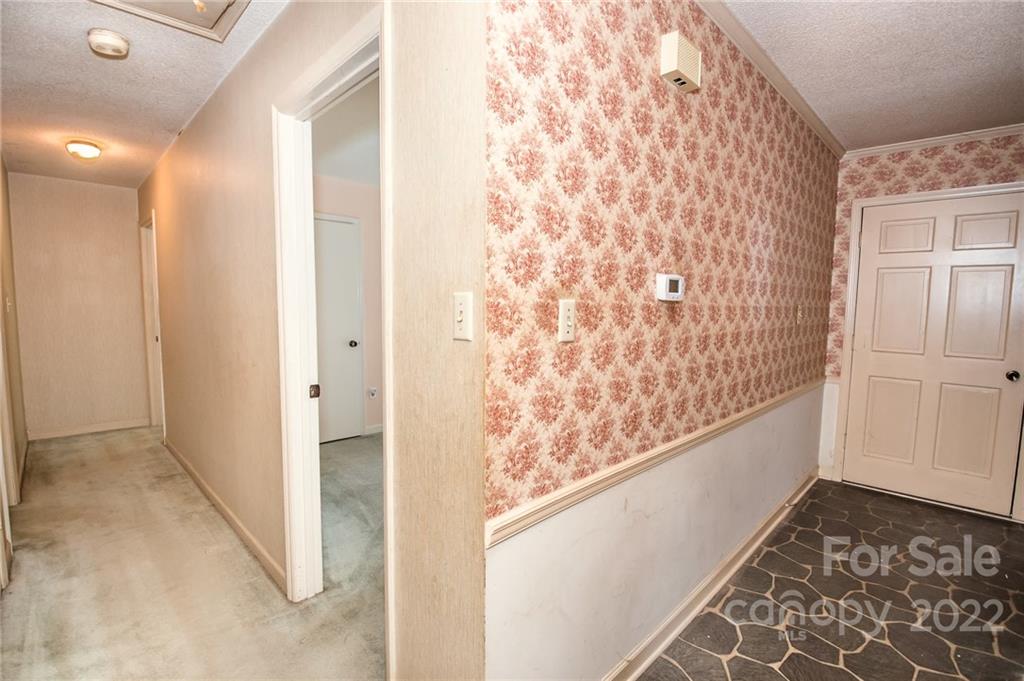 11808 Painted Tree Road, Unit 41 Charlotte, NC 28226 - Photo 6 of 31 Gallery Image 6