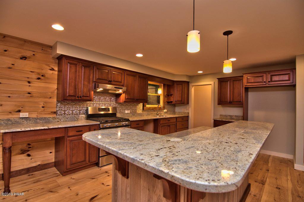61 Giles Road Waymart, PA 18472 - Photo 9 of 45