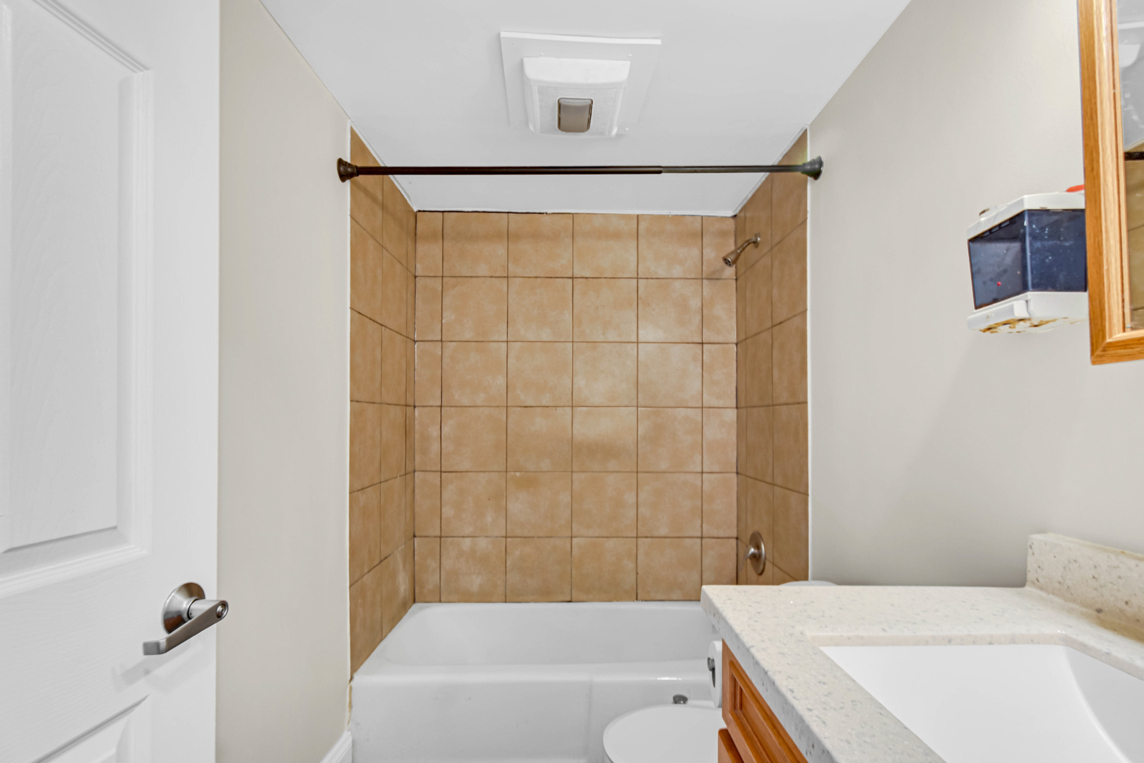 228 East Bailey Road, Unit A Naperville, IL 60565 - Photo 13 of 23