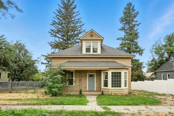 $285,000 | 217 South Broadway Street, Tekoa, WA 99033