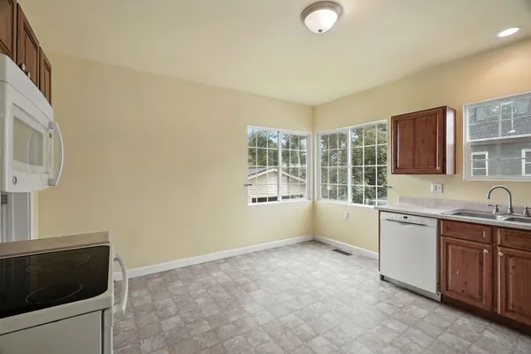 $285,000 | 217 South Broadway Street, Tekoa, WA 99033