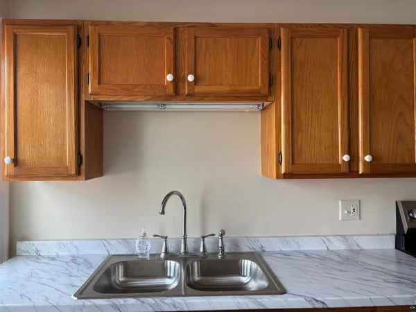 $140,000 | 3925 Grand Avenue, Duluth, MN 55807