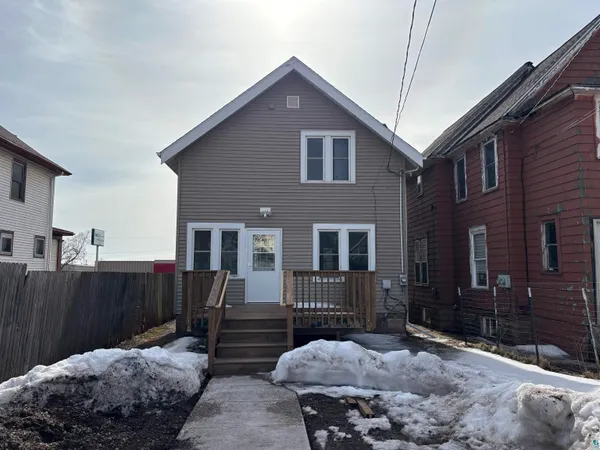 $140,000 | 3925 Grand Avenue, Duluth, MN 55807