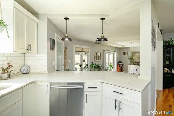 $549,900 | 5 Flat Rock Road, Plainfield, CT 06374