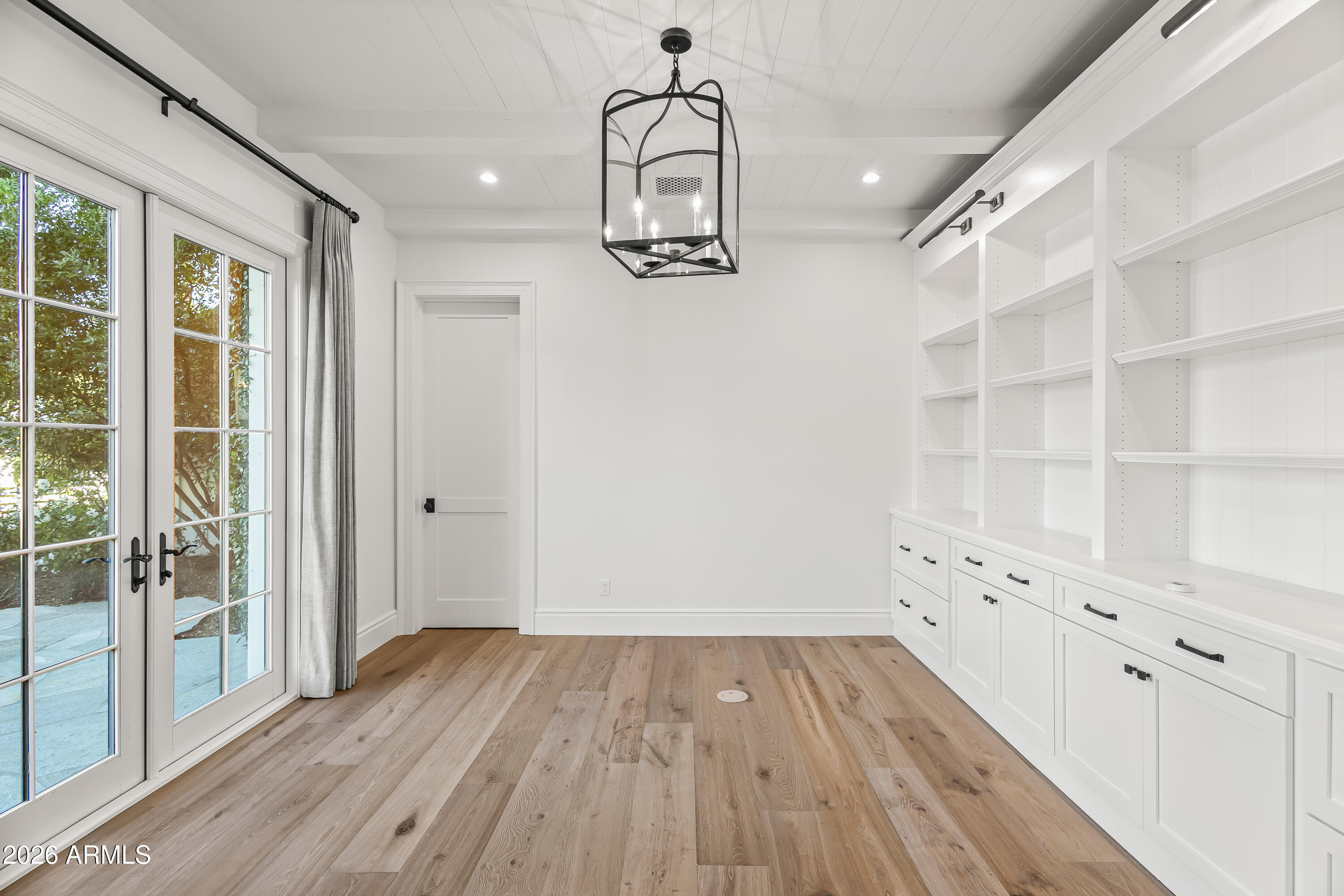 4716 North Dromedary Road Phoenix, AZ 85018 - Photo 13 of 52 untitled (25 of 59)