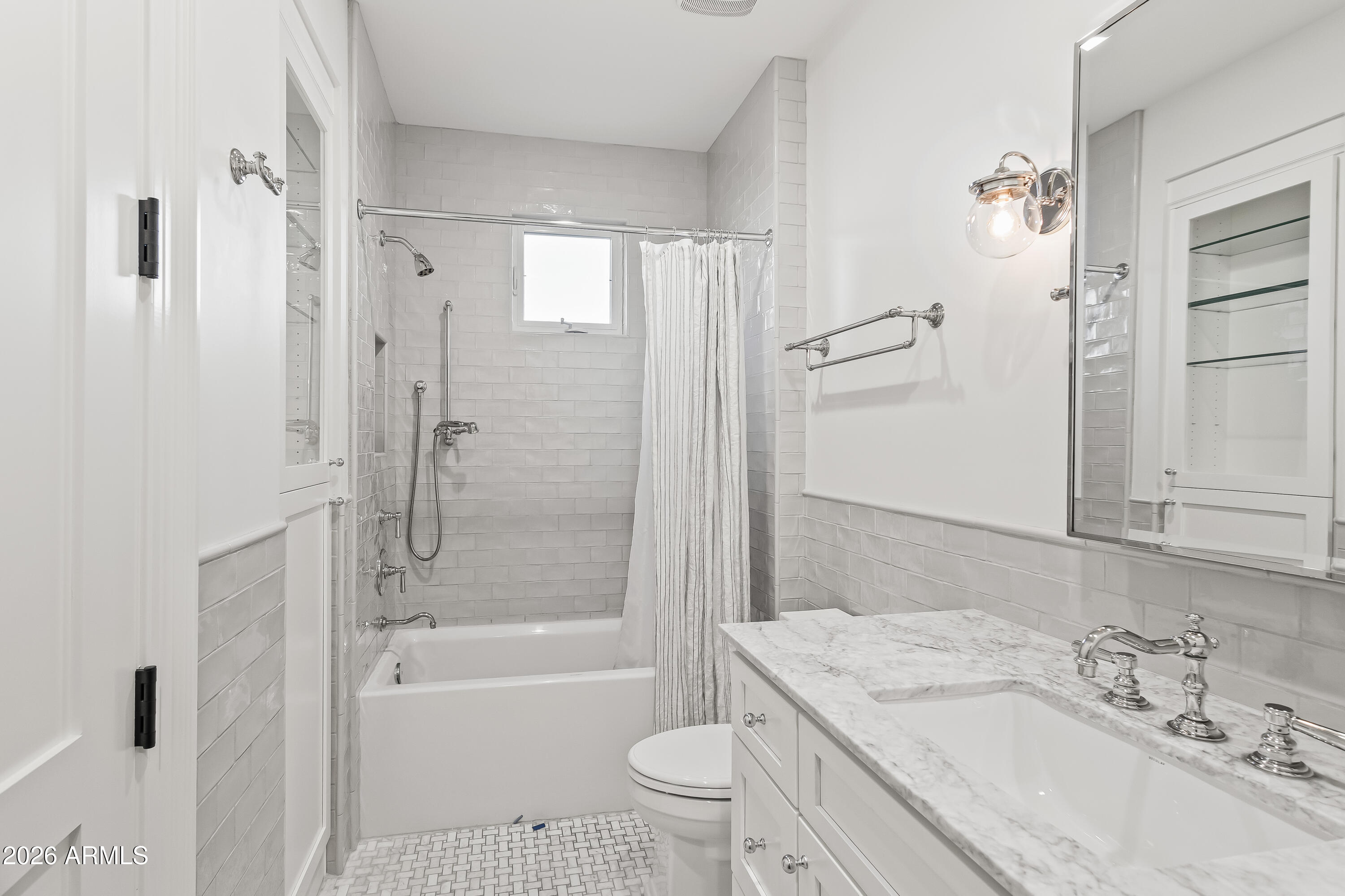 4716 North Dromedary Road Phoenix, AZ 85018 - Photo 27 of 52 untitled (54 of 59)