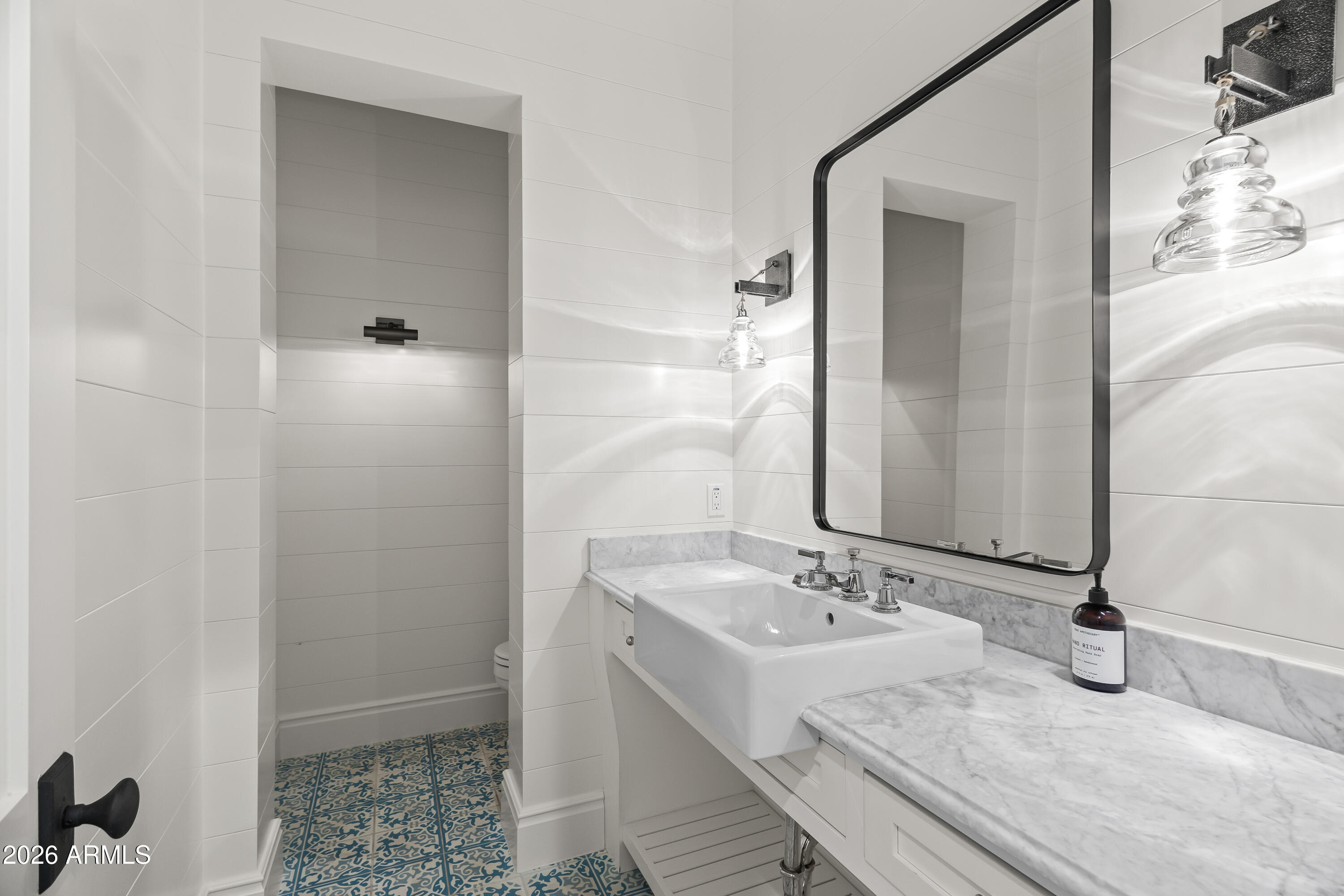 4716 North Dromedary Road Phoenix, AZ 85018 - Photo 28 of 52 untitled (38 of 59)