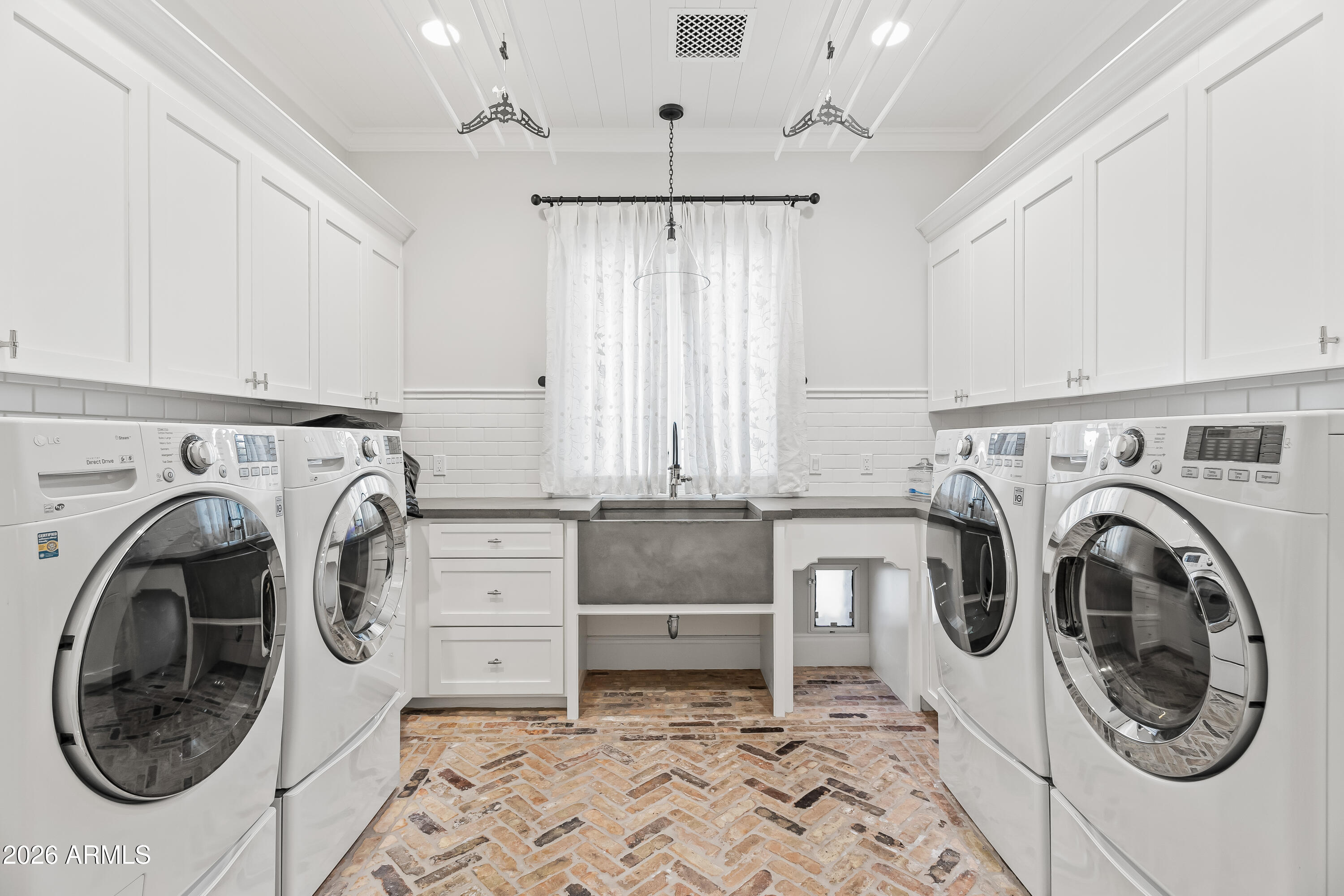 4716 North Dromedary Road Phoenix, AZ 85018 - Photo 30 of 52 untitled (37 of 59)