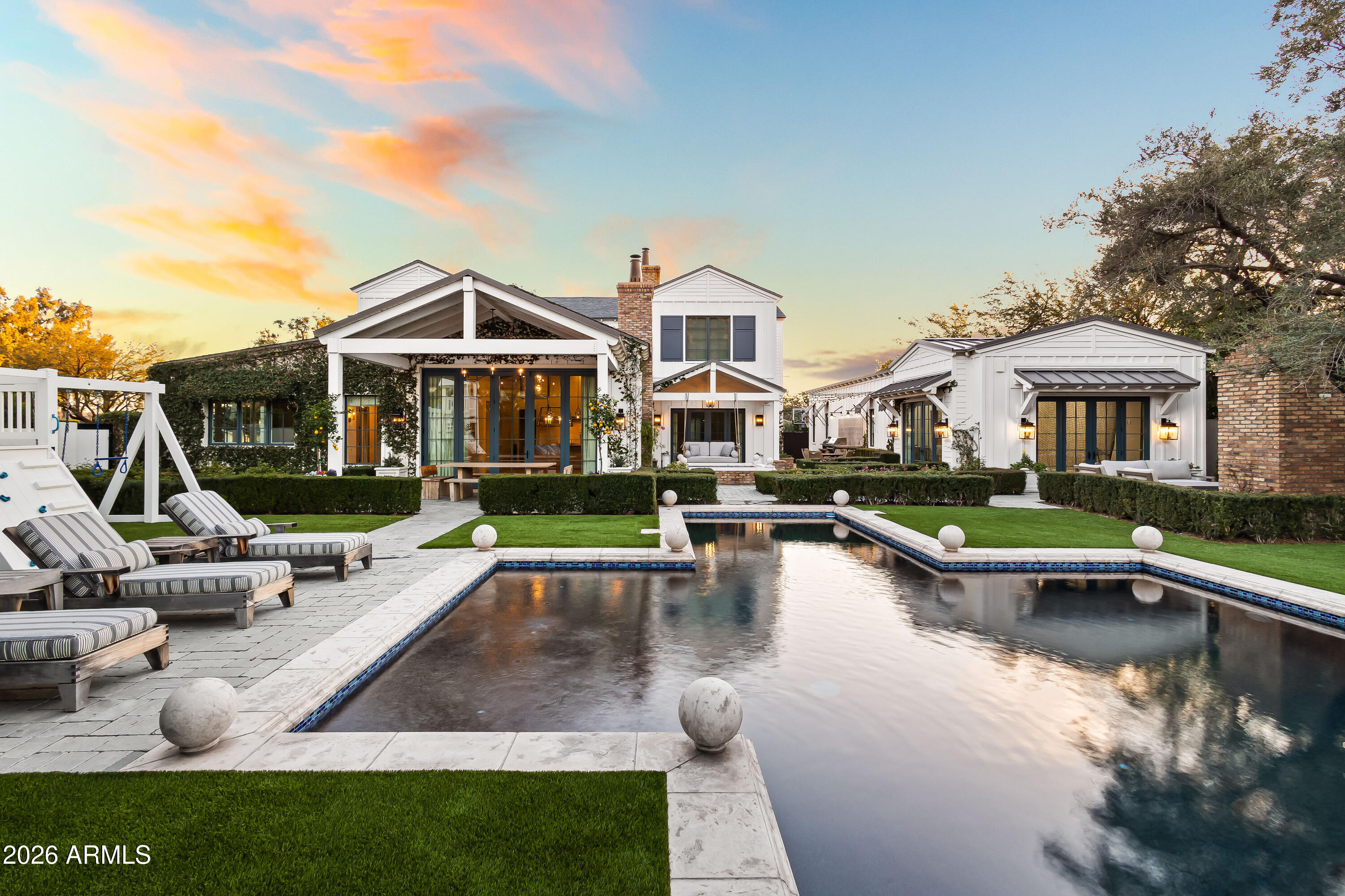 4716 North Dromedary Road Phoenix, AZ 85018 - Photo 36 of 52 twilight (3 of 7)