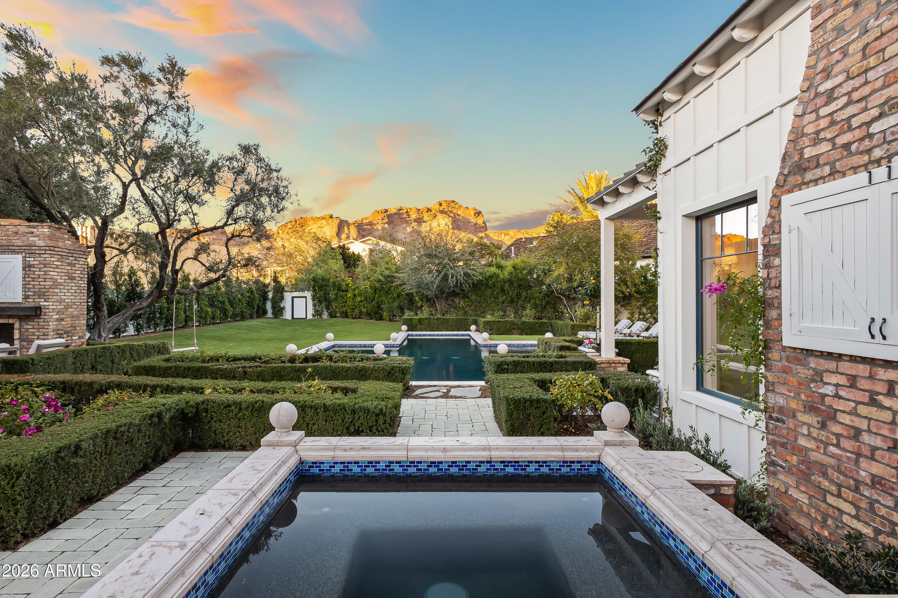 4716 North Dromedary Road Phoenix, AZ 85018 - Photo 37 of 52 twilight (1 of 7)