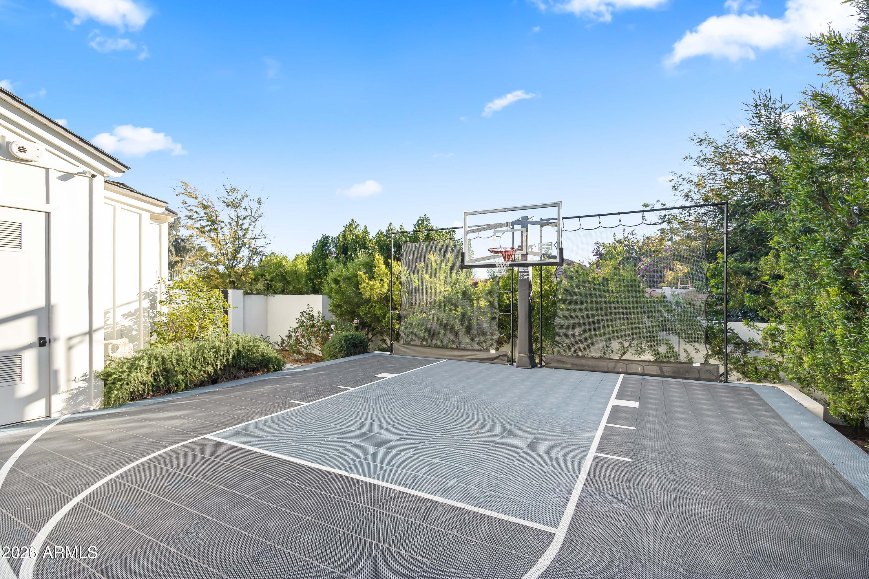 4716 North Dromedary Road Phoenix, AZ 85018 - Photo 47 of 52 untitled (10 of 59)