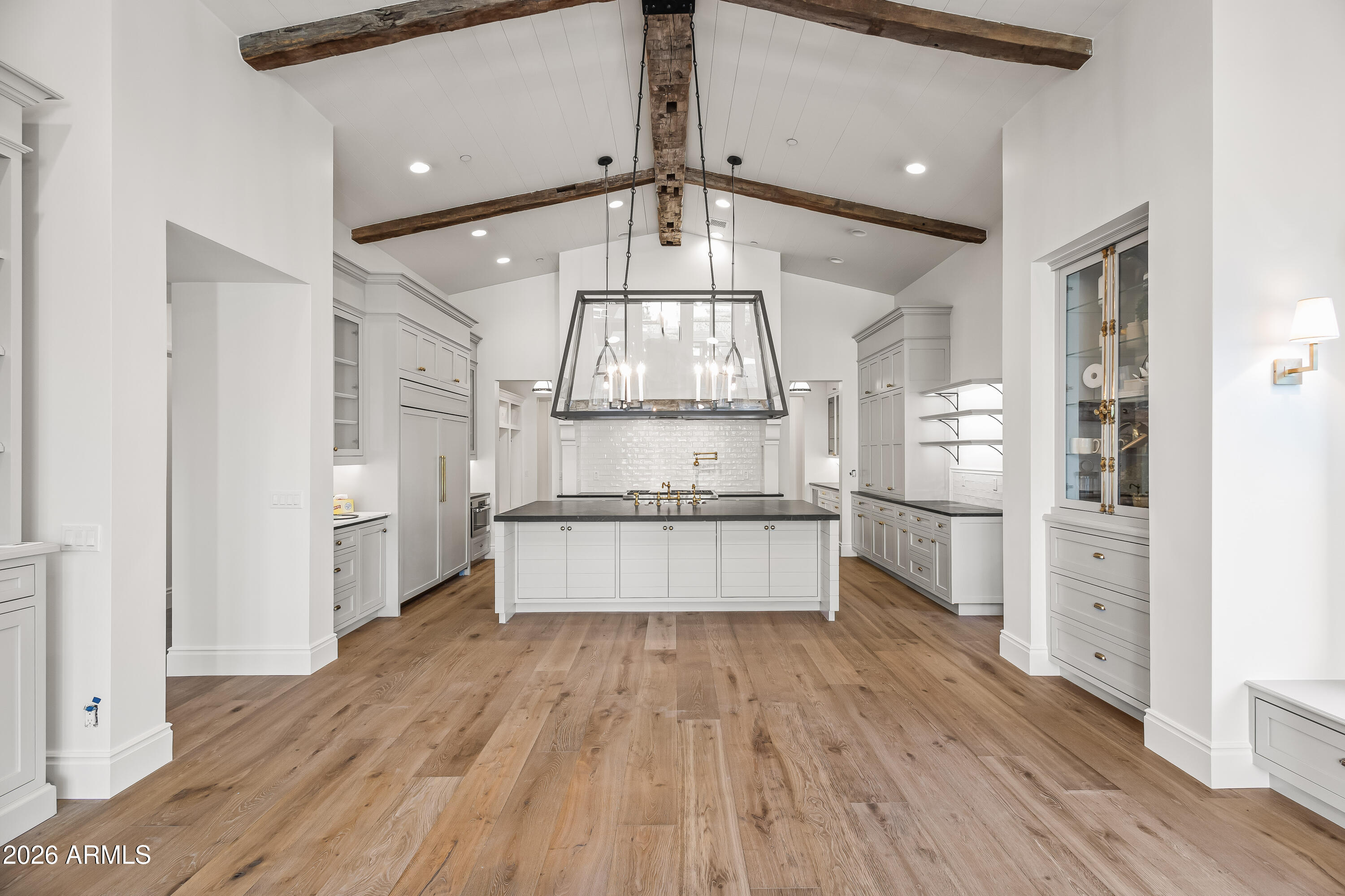 4716 North Dromedary Road Phoenix, AZ 85018 - Photo 7 of 52 untitled (18 of 59)