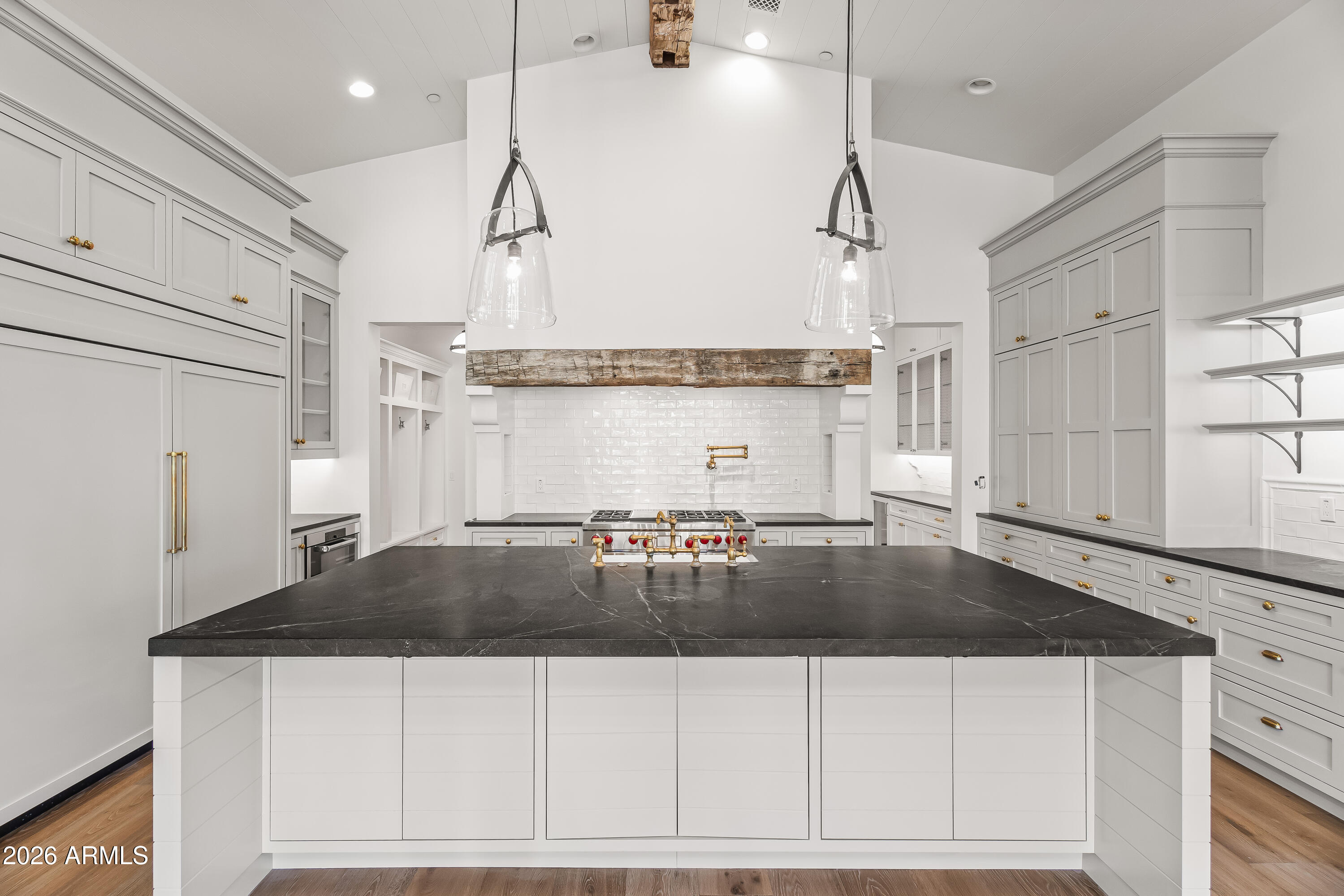 4716 North Dromedary Road Phoenix, AZ 85018 - Photo 8 of 52 untitled (19 of 59)