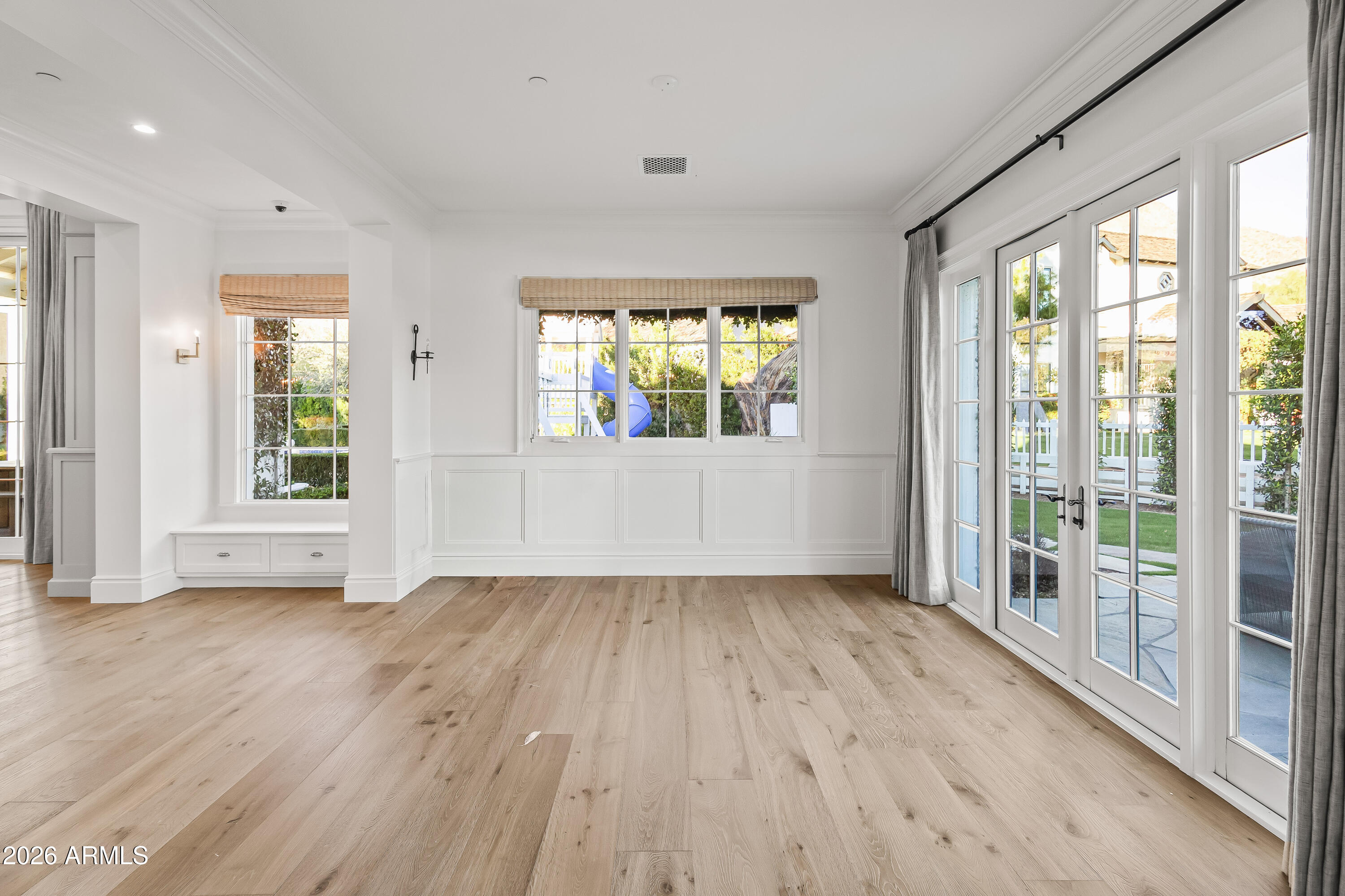 4716 North Dromedary Road Phoenix, AZ 85018 - Photo 10 of 52 untitled (22 of 59)